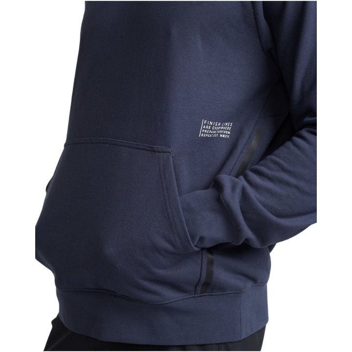 2XU MR6699A Motion Hoodie | The Bike Affair