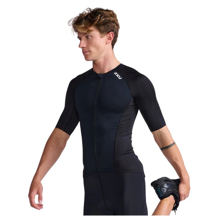 2XU MT6662A Aero Sleeved Tri Top | The Bike Affair