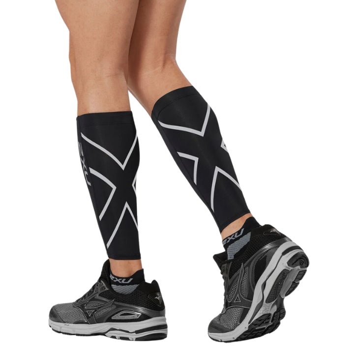 2XU UA1987B Compression Calf Guards | The Bike Affair