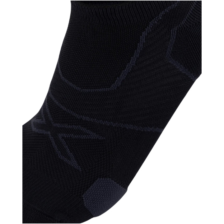 2XU UA5043E Vectr Cushion No Show Compression Socks | The Bike Affair