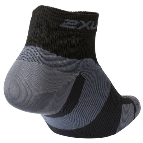 2XU UA5046E Vectr Ultralight 1/4 Crew Socks | The Bike Affair