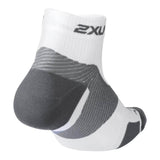 2XU UA5047E Vectr Light Cush 1/4 Crew Socks | The Bike Affair