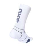 2XU UA5053E Vectr Cushion Crew Socks | The Bike Affair