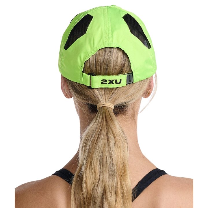 2XU UQ5685F Run Cap | The Bike Affair