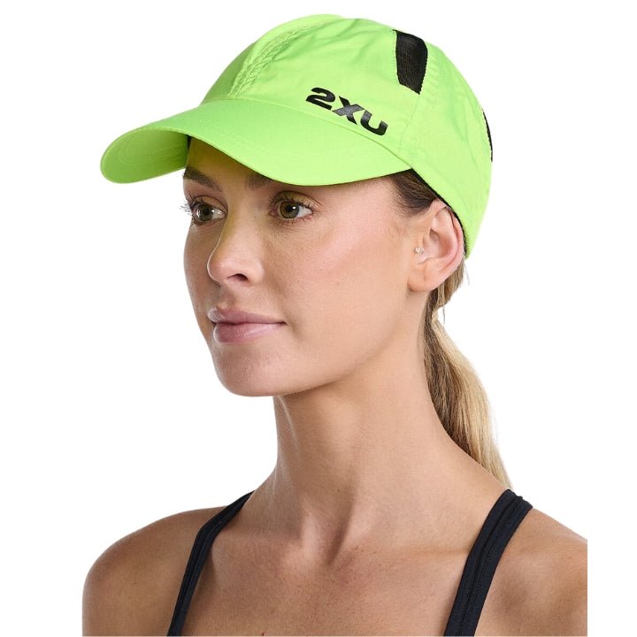 2XU UQ5685F Run Cap | The Bike Affair