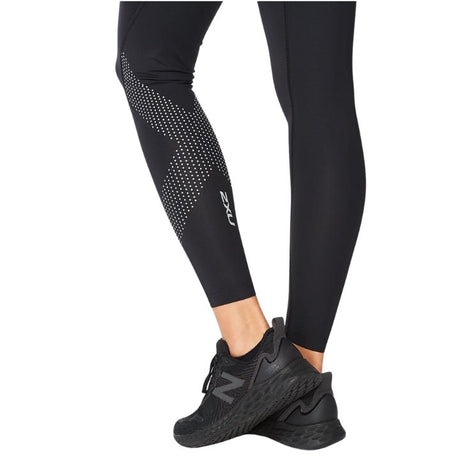 2XU WA2864B Motion Mid Rise Compression Tights | The Bike Affair