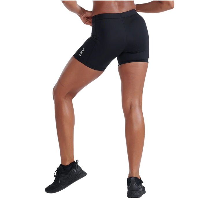 2XU WA4481B Core Compression 5" Shorts | The Bike Affair