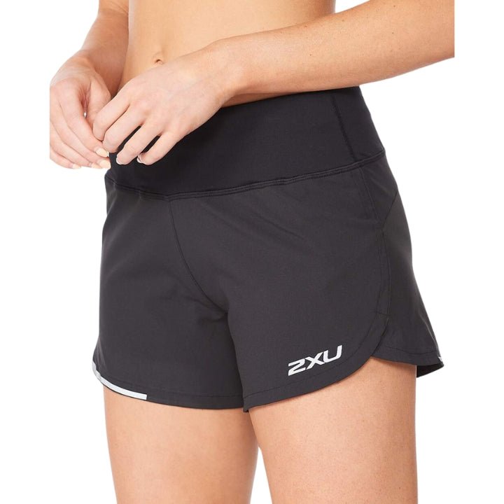 2XU WR6534B Aero 4" Shorts | The Bike Affair