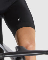 Assos Equipe R S9 Bibshorts | The Bike Affair