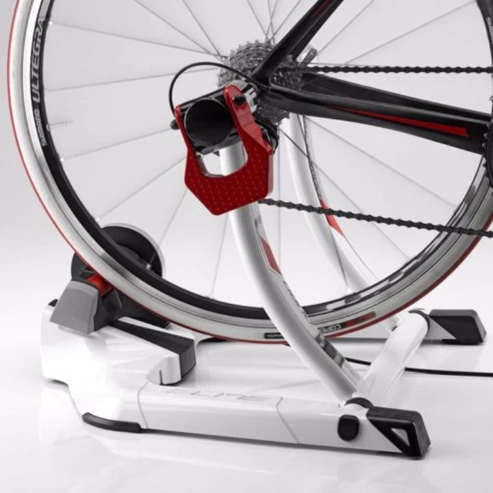 Elite Qubo Power Mag Smart B+ Trainer | The Bike Affair