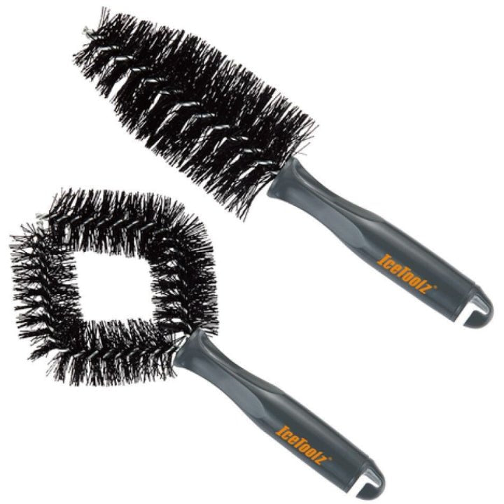 IceToolz C124 Brush Set | The Bike Affair