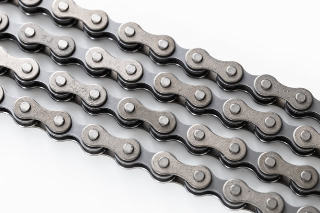 Izumi Super Toughness Kai 1/2x3/32 116L Chain | The Bike Affair