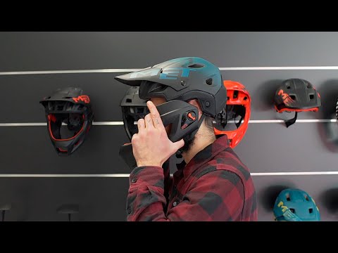 Met Parachute MCR Mips CE Helmet