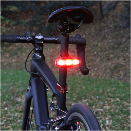 Cateye ViZ450 Chargable TL-LD820 Tail Light | The Bike Affair